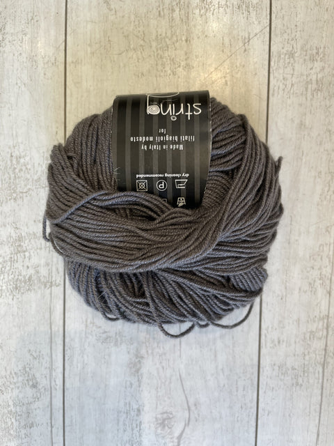 String Yarns Blossom