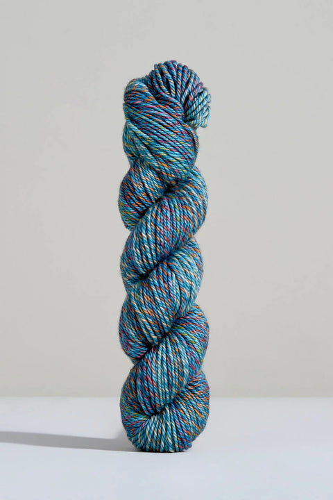 Urth Yarns Spiral Grain Light Worsted