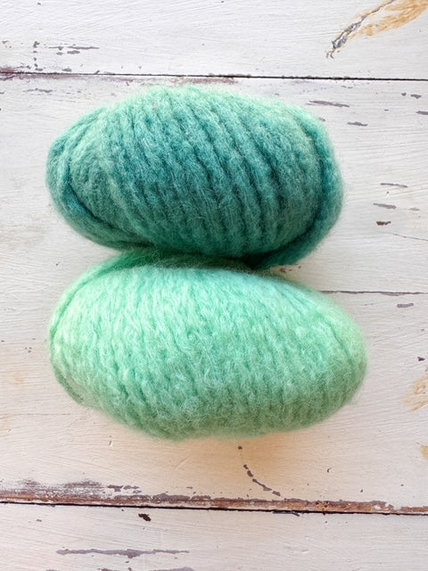 Trendsetter Soffio 2-Color Flipped Box Pullover Sweater Kit