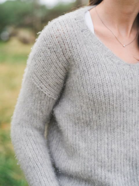 Lang Cashmere Light V Neck Pullover Kit