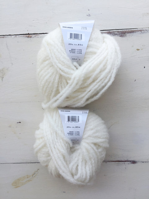Lang Cashmere Light Cabled Cowl Kit