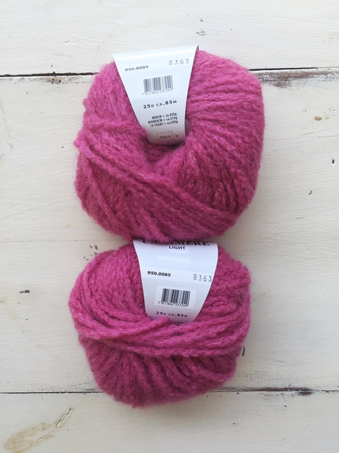 Lang Cashmere Light Cabled Cowl Kit